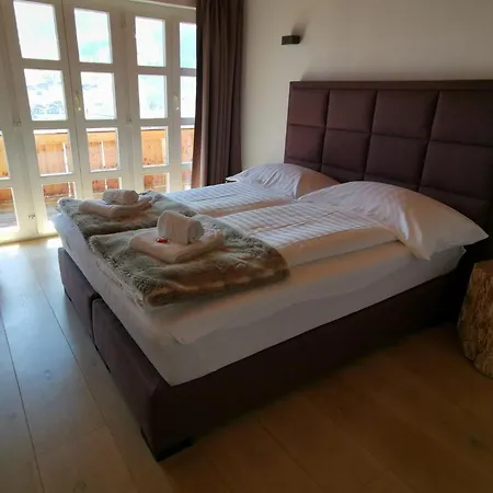 Chalet M